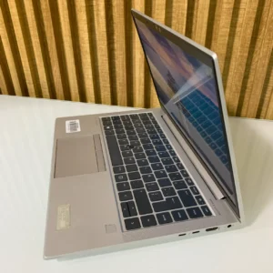 HP ELITEBOOK 840 GEN